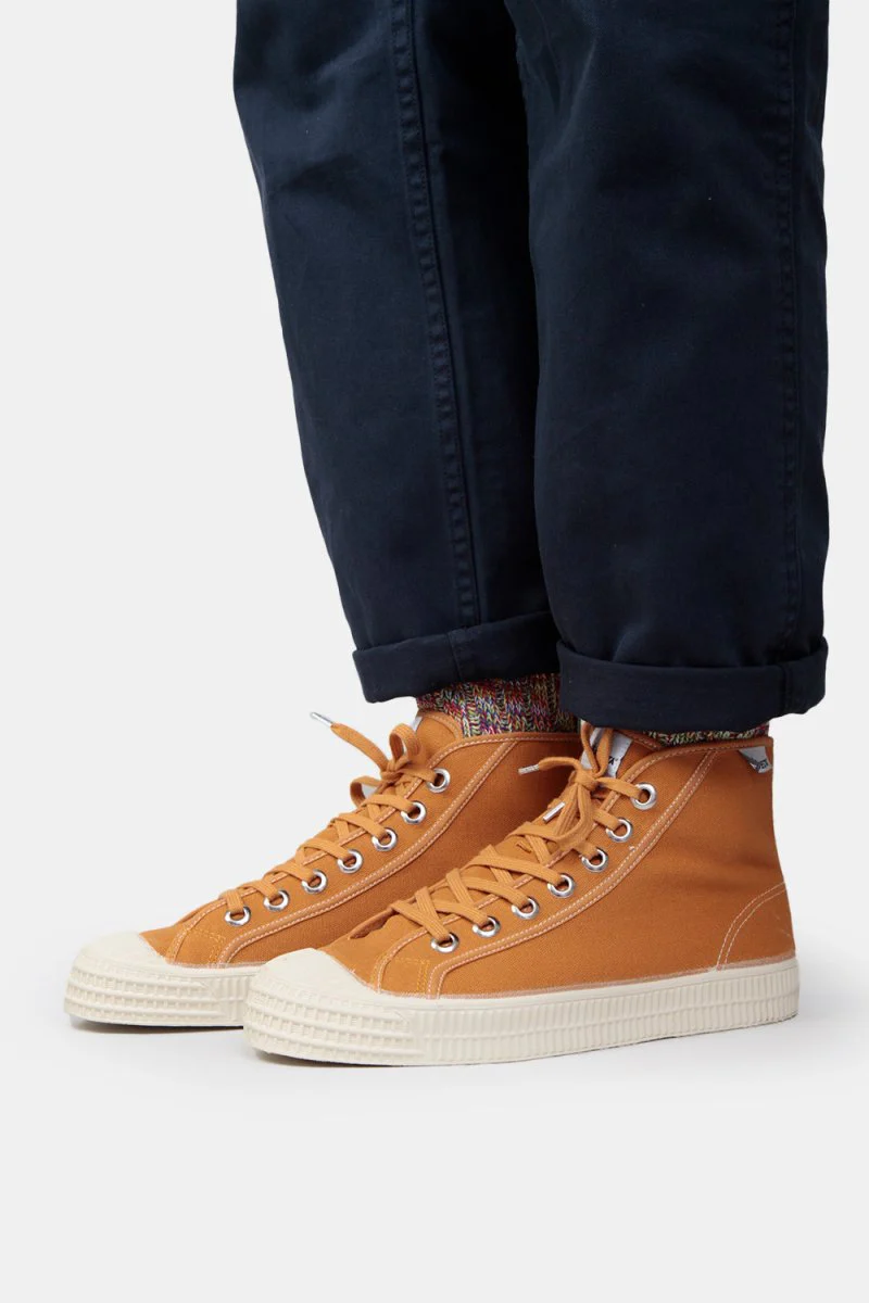 Hi-Tops