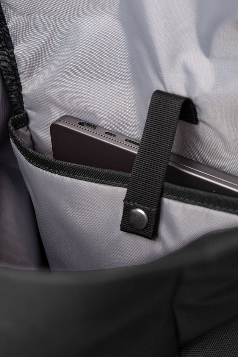 Sandqvist Ground Rolltop L Backpack (Black/Black) - Image 4